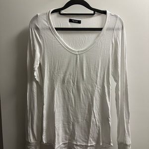 Michael Lauren white scoop neck ribbed top, size S.
